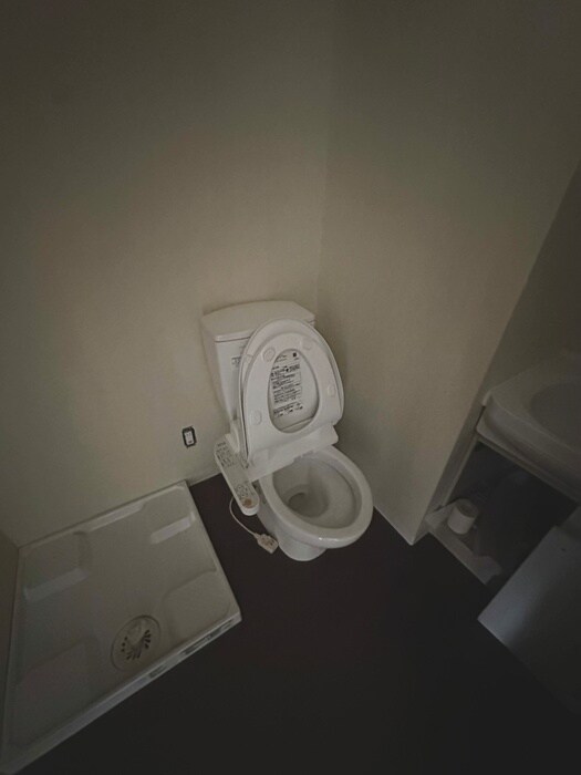 物件内観写真15　(トイレ)