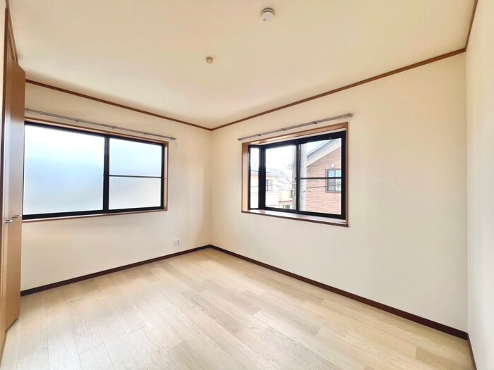 物件内観写真18　(居室)