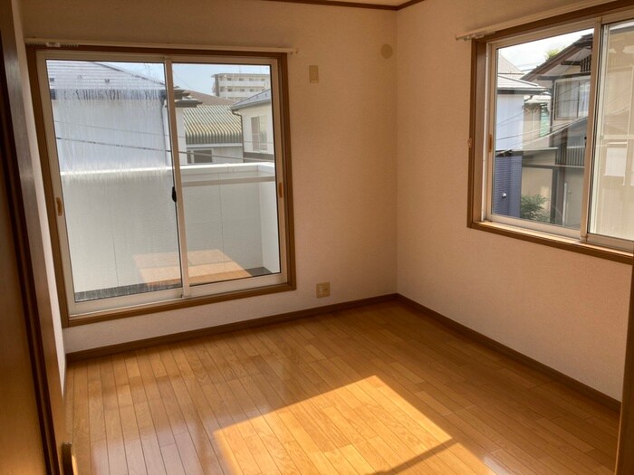 物件内観写真8　(居室)