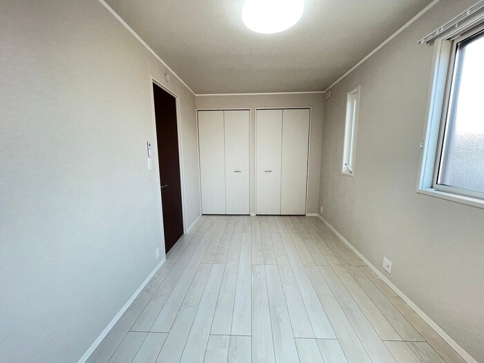 物件内観写真8　(居室)