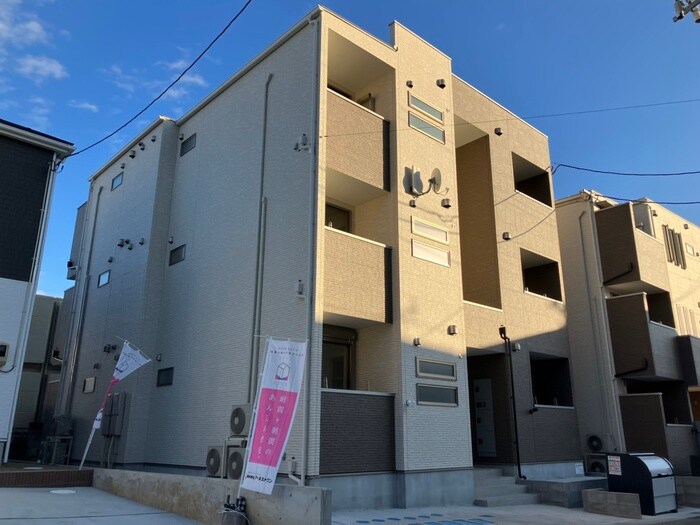 物件外観写真1　(外観写真)