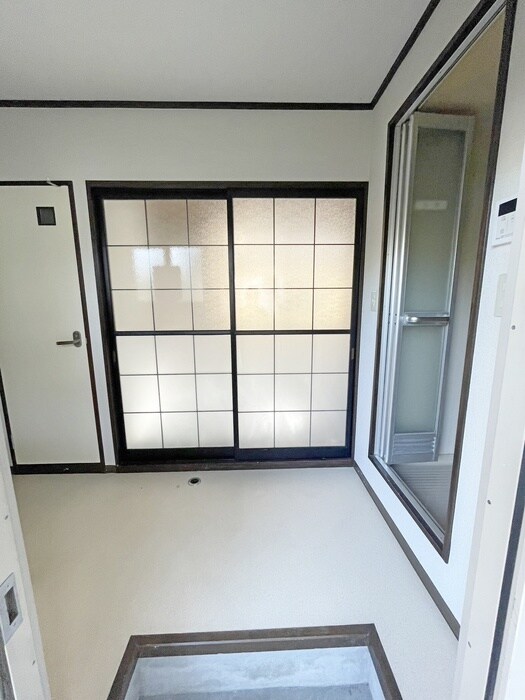物件内観写真20　(廊下)