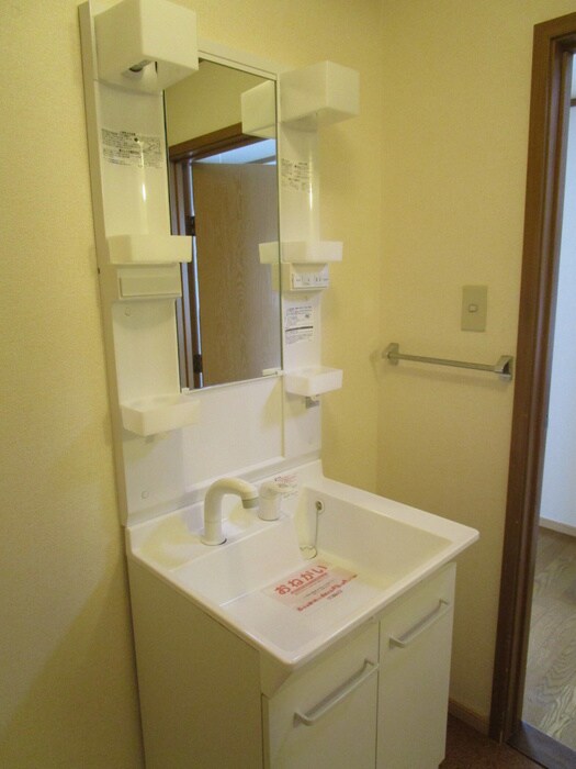 物件内観写真11　(洗面)