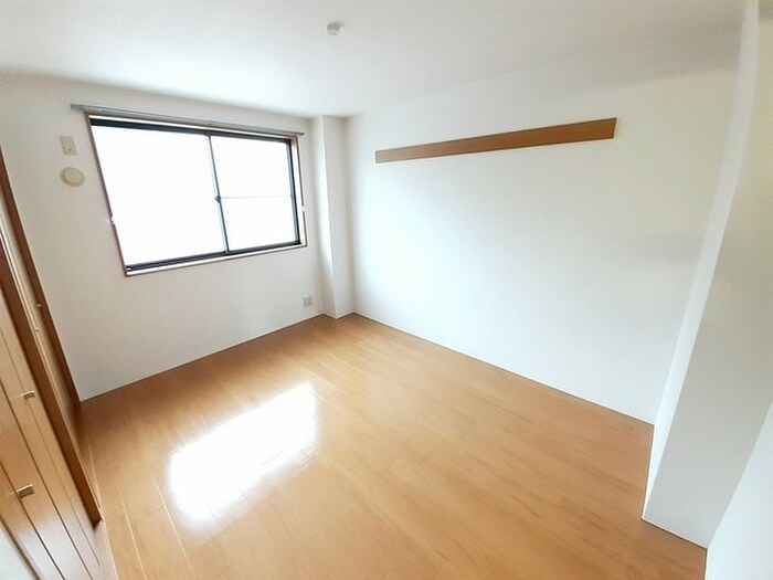 物件内観写真10　(居室)