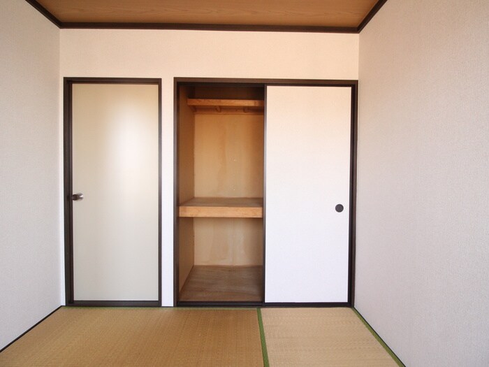 物件内観写真14　(収納)