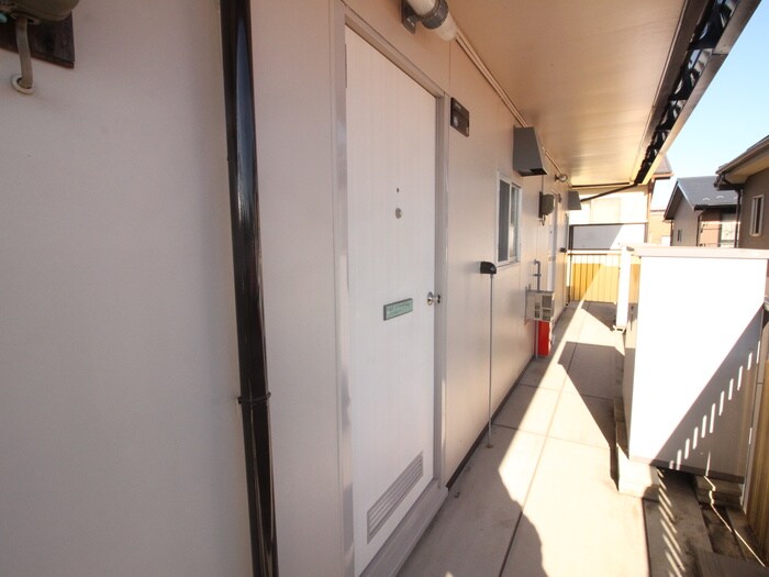 物件内観写真21　(玄関)