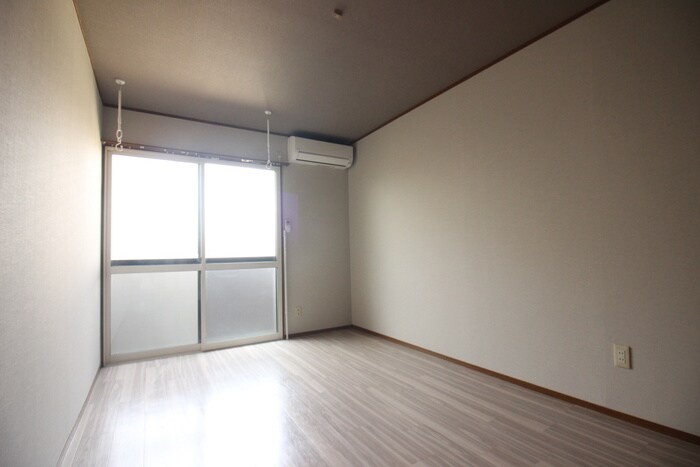 物件内観写真18　(居室)