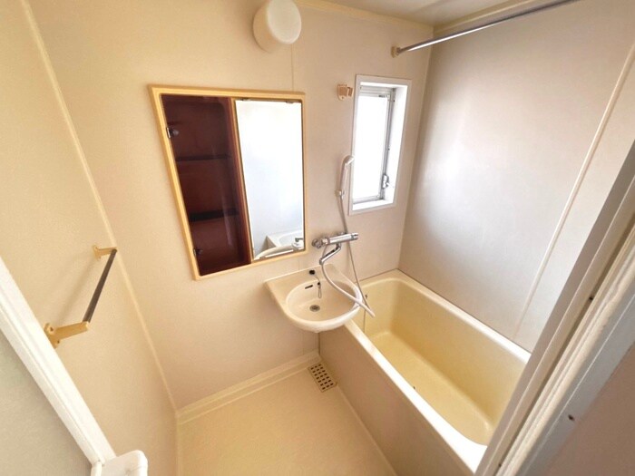 物件内観写真12　(バス／シャワールーム等)