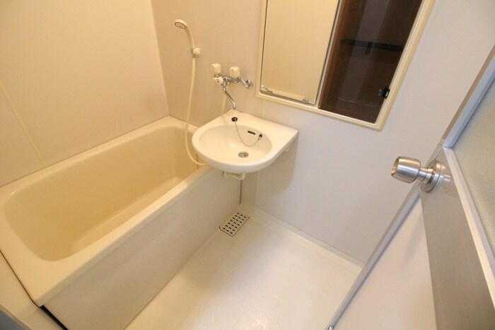 物件内観写真13　(居室)