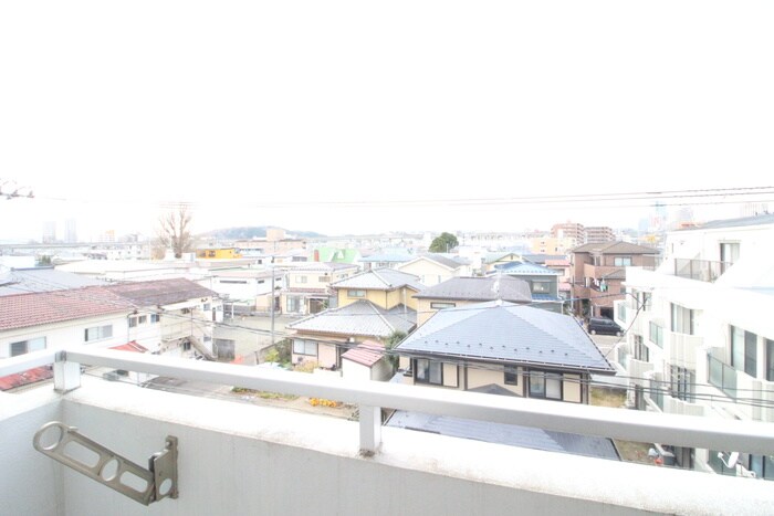 物件内観写真16　(室内からの展望)