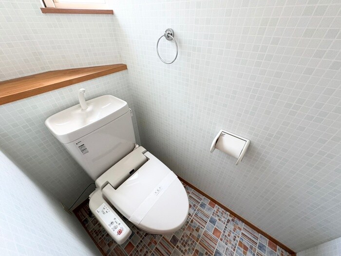 物件内観写真13　(トイレ)