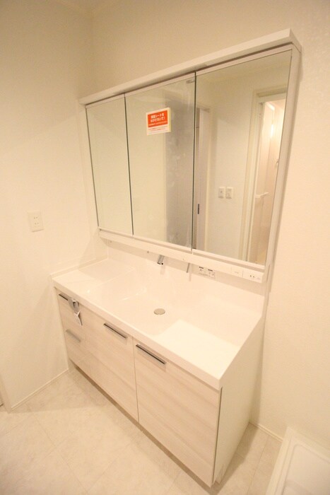 物件内観写真14　(洗面)