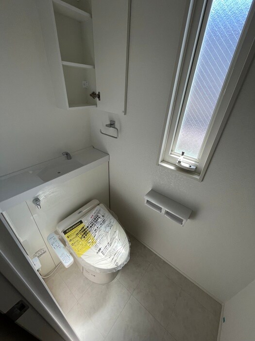 物件内観写真16　(トイレ)