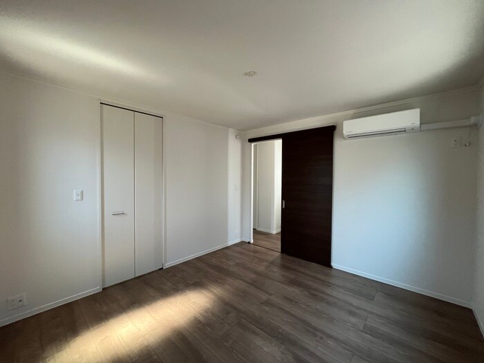 物件内観写真19　(居室)