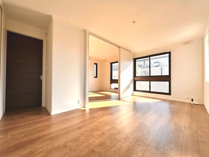 物件内観写真9　(居室)