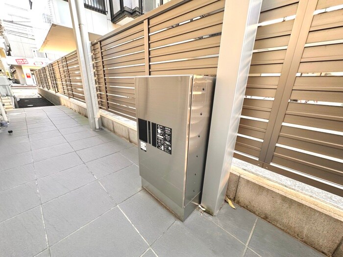 物件外観写真4　(建物設備)