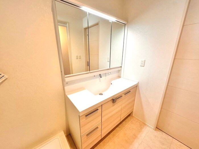 物件内観写真15　(洗面)