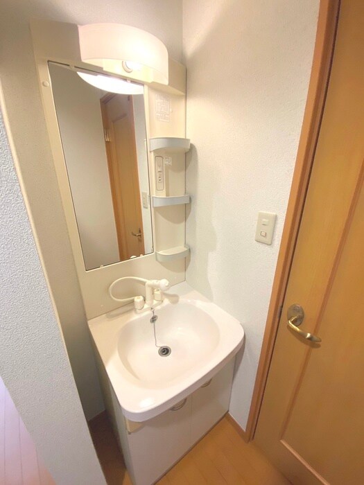 物件内観写真11　(洗面)