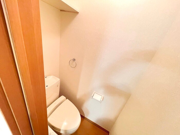 物件内観写真16　(トイレ)