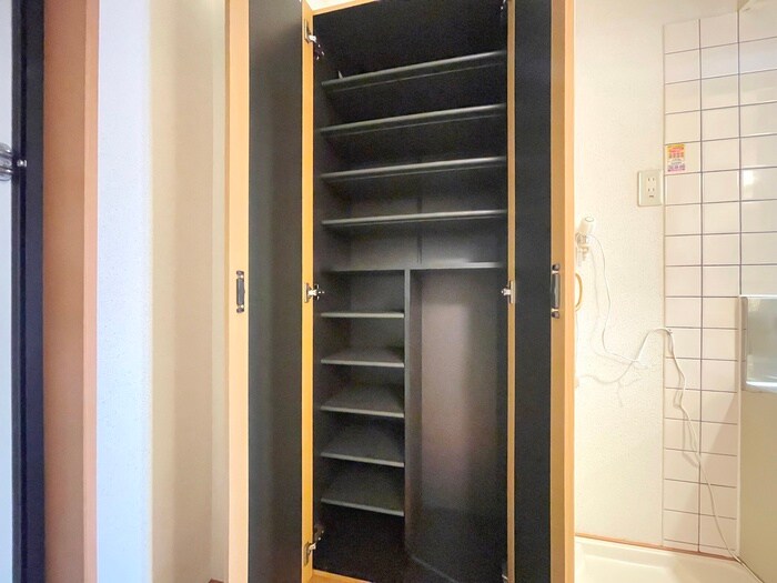 物件内観写真19　(靴箱)