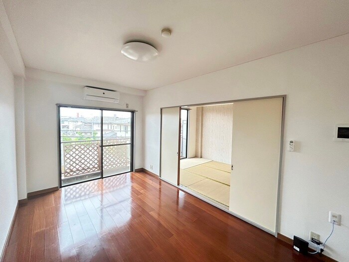 物件内観写真7　(居室)