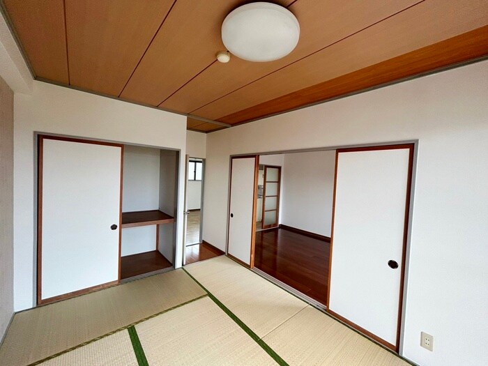 物件内観写真8　(居室)