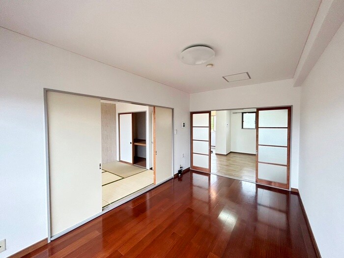 物件内観写真9　(居室)