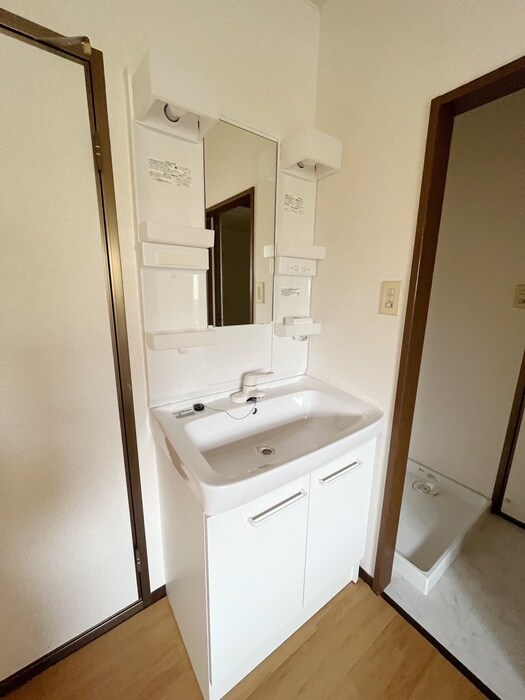 物件内観写真10　(洗面)