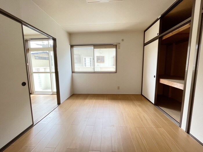 物件内観写真14　(居室)