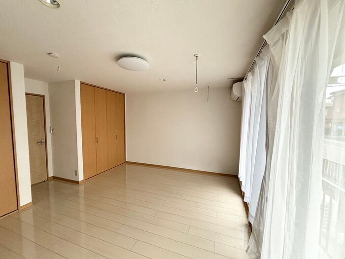 物件内観写真9　(居室)