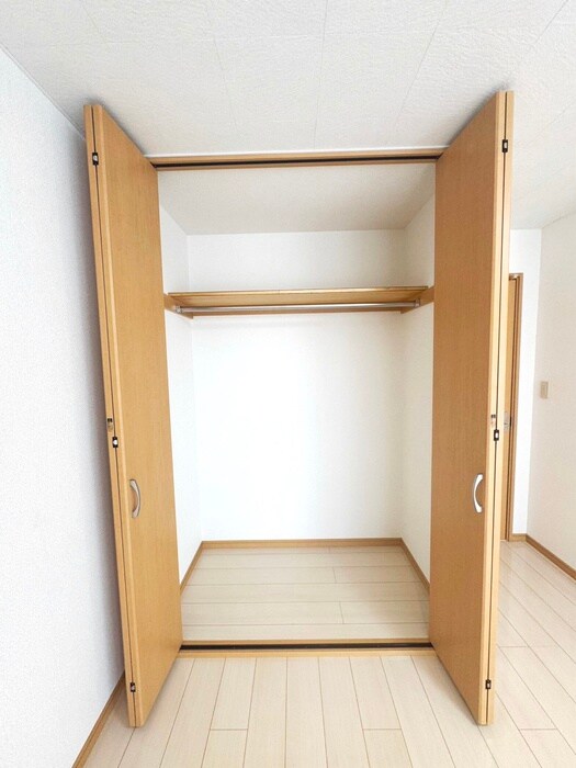 物件内観写真15　(収納)