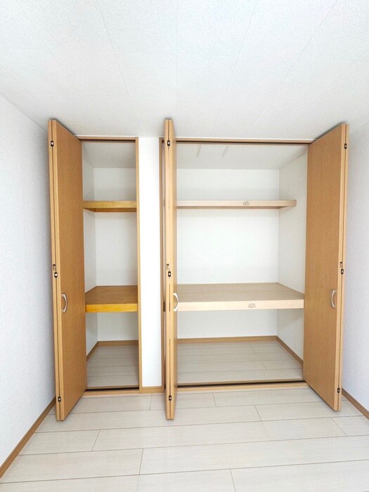 物件内観写真17　(収納)