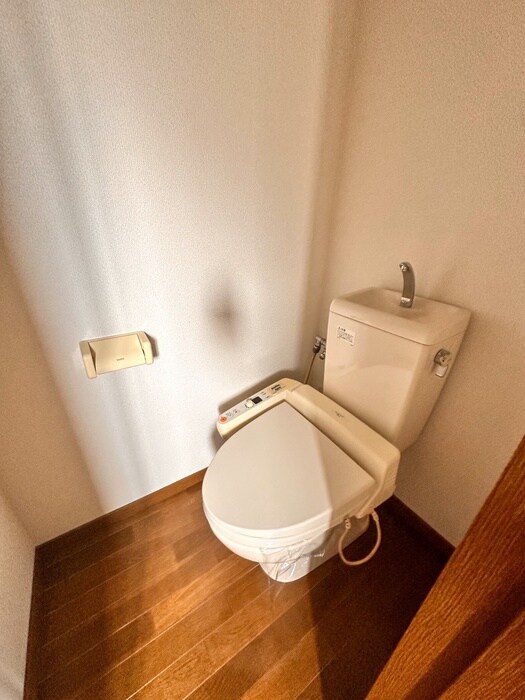 物件内観写真14　(トイレ)