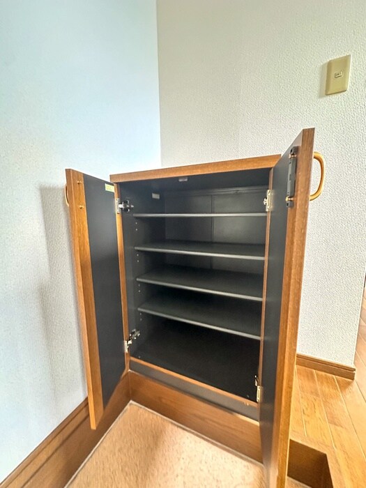 物件内観写真18　(靴箱)
