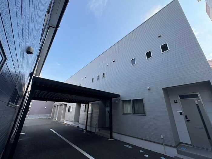 物件外観写真2　(外観写真)