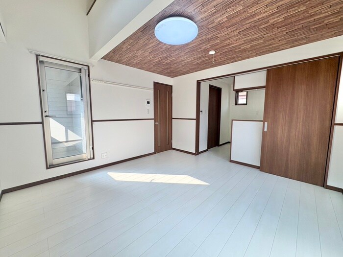 物件内観写真16　(居室)