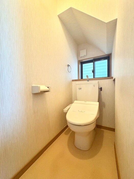 物件内観写真15　(トイレ)