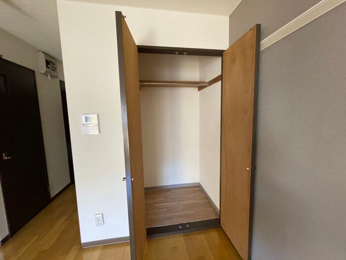 物件内観写真11　(収納)