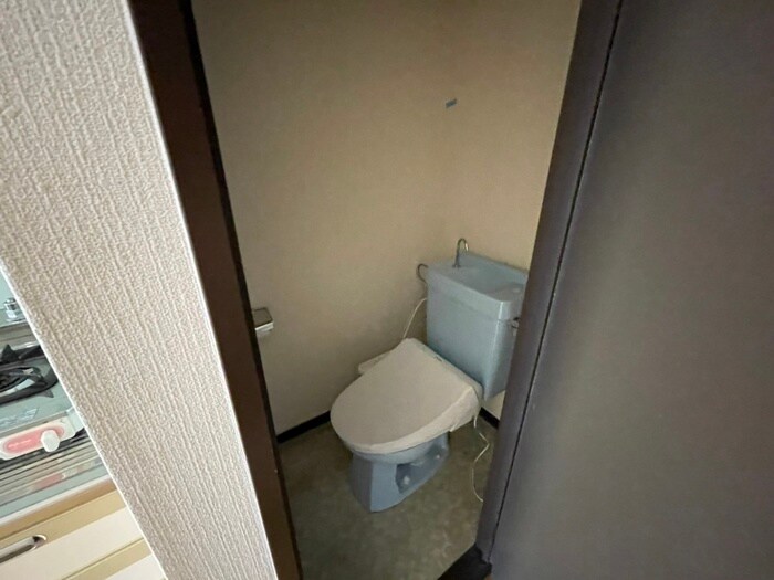 物件内観写真13　(トイレ)