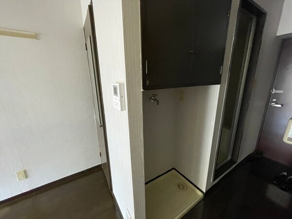 洗濯機置場