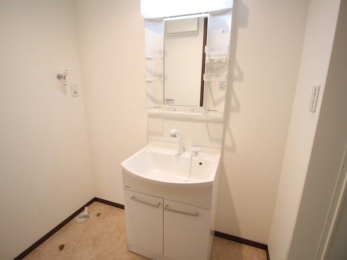 物件内観写真12　(洗面)