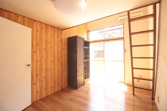 物件内観写真8　(居室)