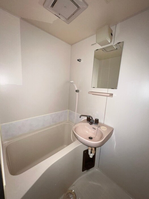 物件内観写真12　(バス／シャワールーム等)