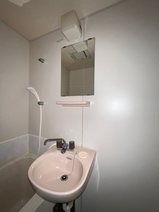 物件内観写真13　(洗面)