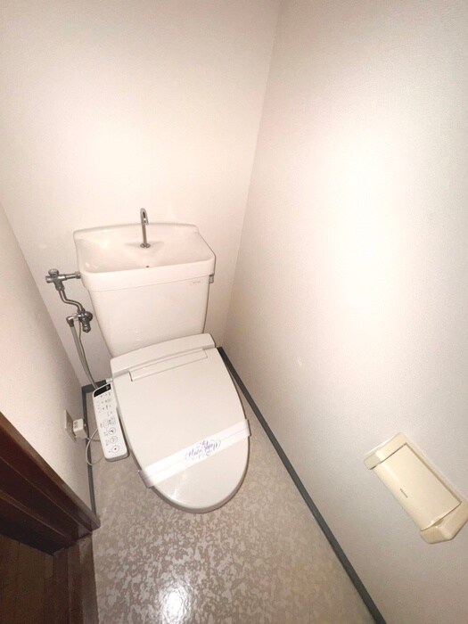 物件内観写真11　(トイレ)