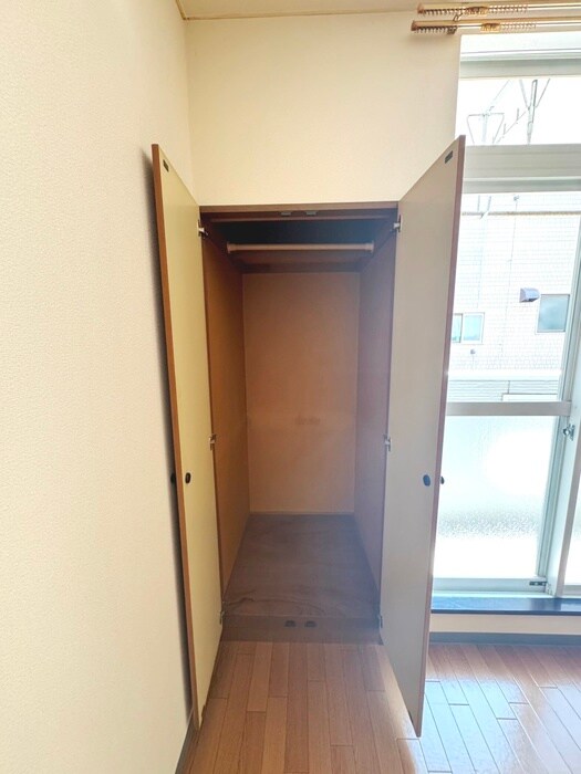 物件内観写真12　(収納)