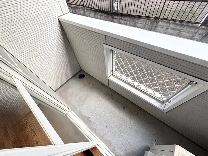 物件内観写真16　(ベランダ・バルコニー)