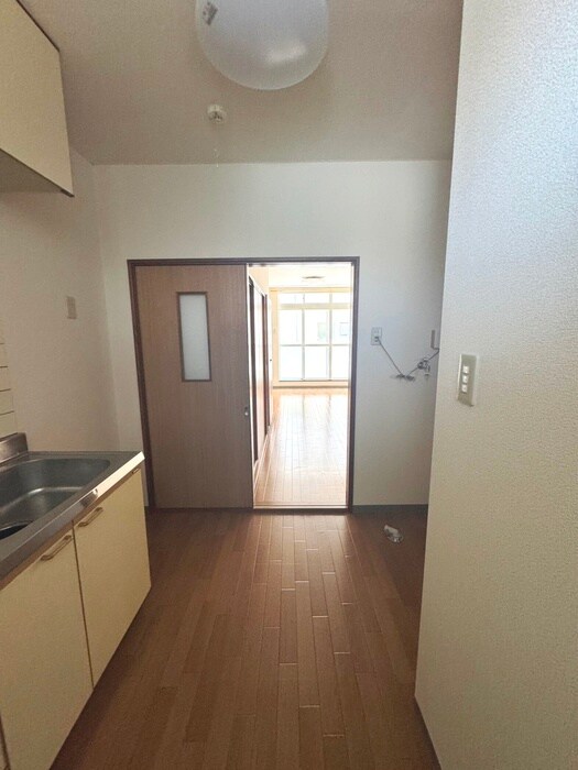 物件内観写真19　(廊下)