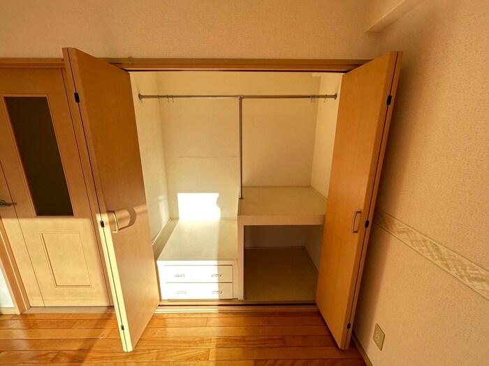 物件内観写真9　(収納)