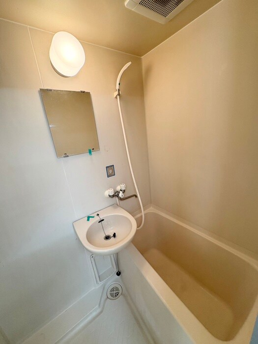 物件内観写真13　(バス／シャワールーム等)